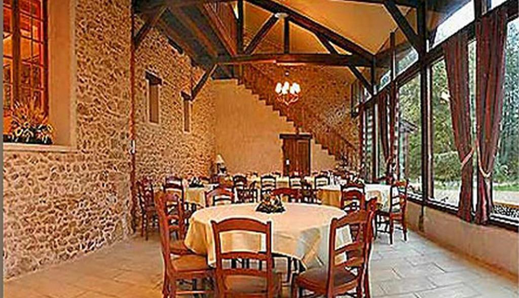 La Ferme Des Vallees Hotel Les Essarts-le-Roi Ngoại thất bức ảnh